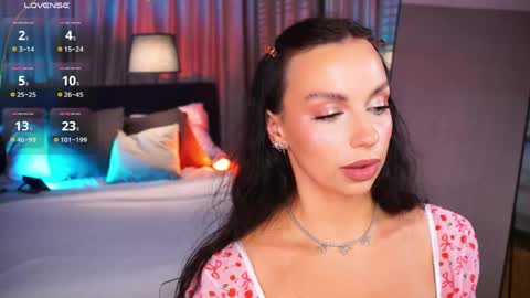 Luna  next streams Mon Fri Sat Sun 8pm-5am gmt0 online show from 04-20-26, 08:32