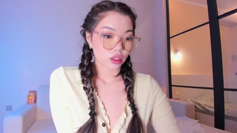 Aisha online show from 12-11-24, 11:41