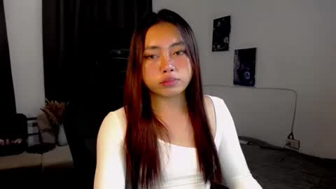 Luna online show from 04-22-26, 06:20