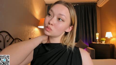 Ayla online show from 01-09-25, 09:47