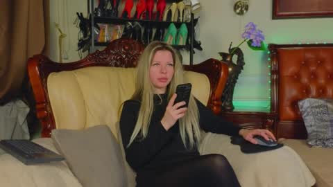 Luna Rishi online show from 04-02-26, 06:22