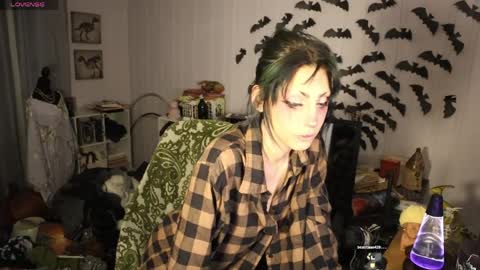 ..LunaSparkles. online show from 04-11-26, 05:01