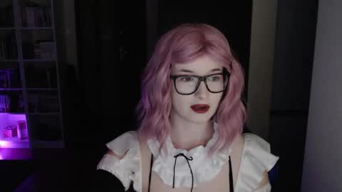 LunaXcherry online show from 03-19-26, 05:50