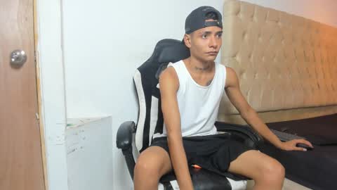 lunay_bigcock420 online show from 09-29-25, 01:22