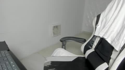 lunay_bigcock420 online show from 02-22-26, 09:13