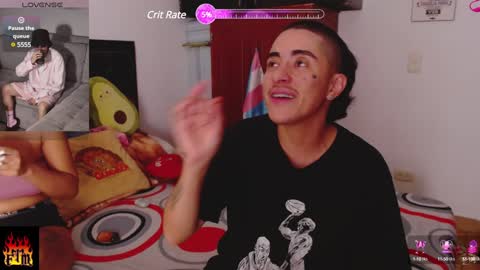 Snapshot of lunay_gutierreez chatting on 12-13-24, 04:33 Lunay and mariana PVT OPEN online show from 12-13-24, 04:33