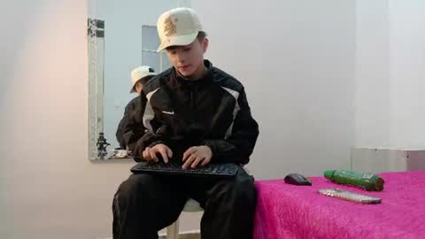 lunaydream online show from 07-20-26, 11:34