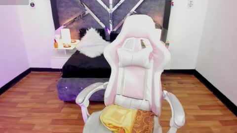  V A L E R I A   online show from 02-22-25, 01:22