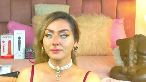 lunitadiva online show from 04-24-26, 04:09