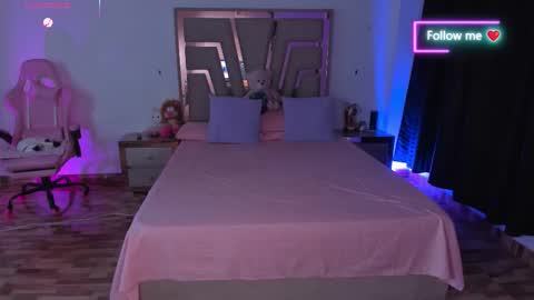 LUNA ROSE online show from 03-10-26, 03:44