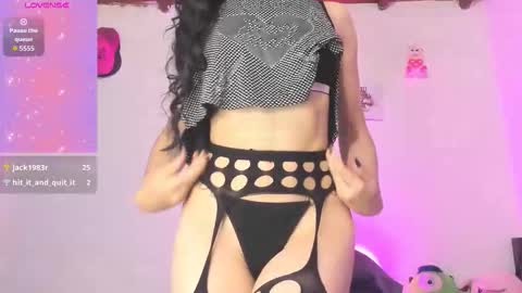 Snapshot of lunnalust chatting on 11-27-25, 01:51 lunnalust online show from 11-27-25, 01:51