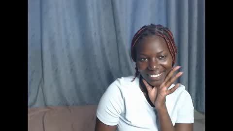 luo_queen online show from 11-12-25, 12:05