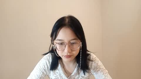 Roxie online show from 04-18-26, 01:04