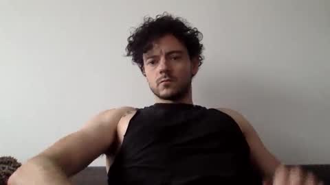 Snapshot of lupine_666 chatting on 12-18-24, 09:25 Lupine online show from 12-18-24, 09:25