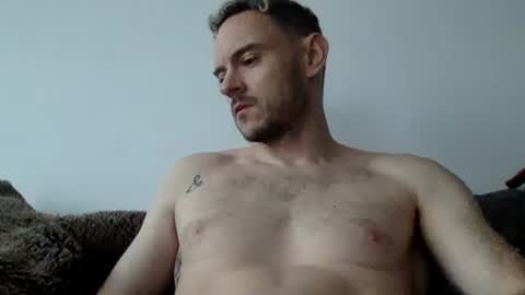 Lupine online show from 12-16-25, 10:42