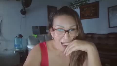 Snapshot of lupitavega_ chatting on 11-02-25, 10:01 Lupita online show from 11-02-25, 10:01