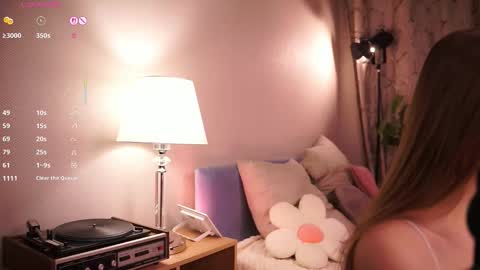 Eva online show from 11-28-25, 03:04