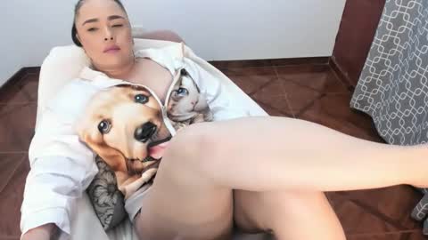 Snapshot of luscious86 chatting on 02-27-26, 11:05 PAULINA online show from 02-27-26, 11:05