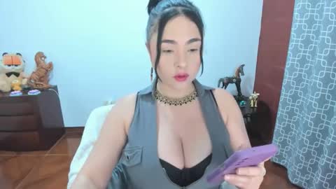 PAULINA online show from 04-13-26, 08:03