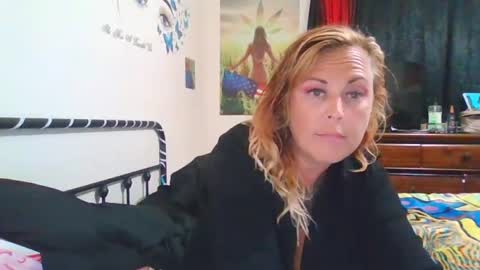 Destiny Layman online show from 07-19-26, 03:32