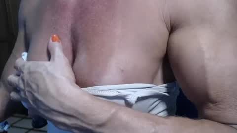 Snapshot of lusexyhot chatting on 01-18-25, 05:10 lusexyhot online show from 01-18-25, 05:10