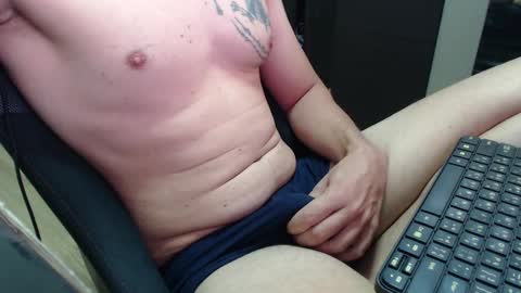 Snapshot of lushboy90 chatting on 11-24-25, 08:47 lushboy90 online show from 11-24-25, 08:47