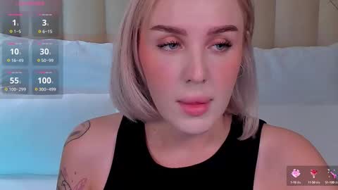 Snapshot of lushcherry chatting on 10-13-25, 10:43 your sweet Liana online show from 10-13-25, 10:43