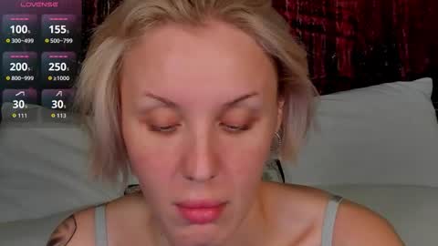 Snapshot of lushcherry chatting on 10-28-25, 08:55 your sweet Liana online show from 10-28-25, 08:55