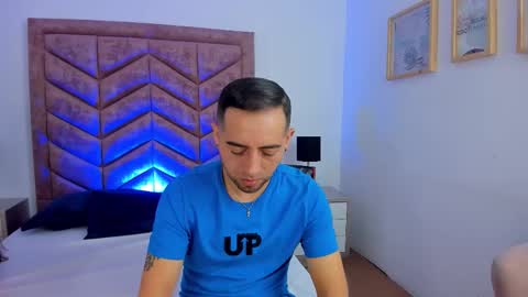 Snapshot of lushian_luna chatting on 12-15-25, 03:05 Lushian And Luna online show from 12-15-25, 03:05