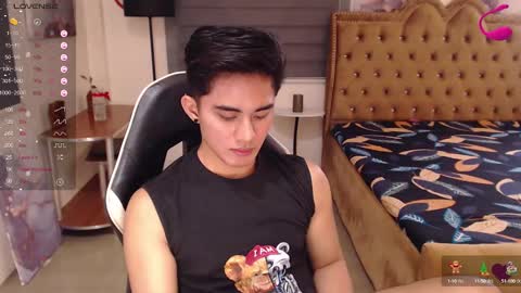 Snapshot of lustdesirex19 chatting on 03-01-25, 08:23 David online show from 03-01-25, 08:23