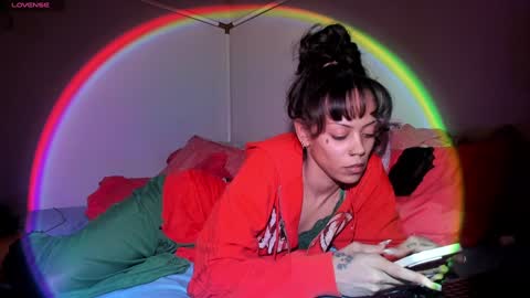 LOLA online show from 12-11-24, 04:18