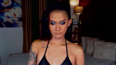 AdriannaFowks online show from 01-21-25, 06:33