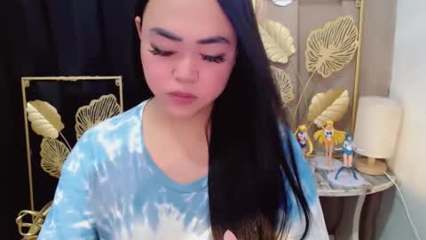 Trina online show from 04-22-26, 01:41