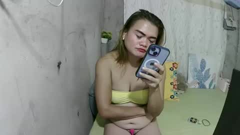 Flora Mae online show from 03-15-26, 06:25