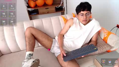 Snapshot of lustyguy18 chatting on 11-06-25, 02:07 Ander online show from 11-06-25, 02:07