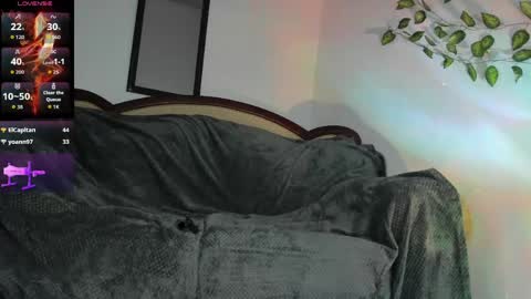 Lucy Manson online show from 04-25-26, 01:03