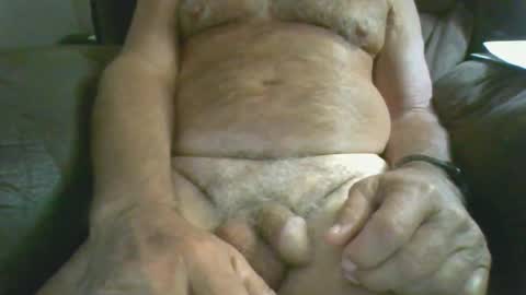 Snapshot of luv269er chatting on 12-19-24, 12:34 luv269er online show from 12-19-24, 12:34