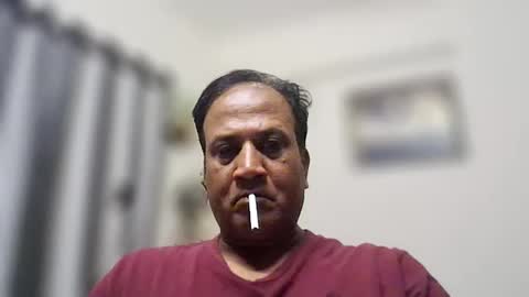 Snapshot of luv3981 chatting on 12-20-25, 08:05 Pervert online show from 12-20-25, 08:05