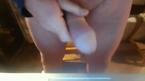 Snapshot of luvcamgirlz chatting on 03-04-25, 11:00 luvcamgirlz online show from 03-04-25, 11:00