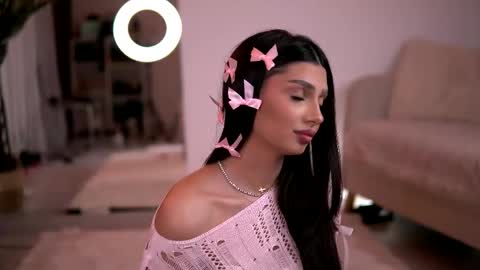 Caprice online show from 04-09-26, 06:19