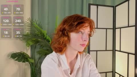 Snapshot of luvenianitschke chatting on 09-18-25, 07:10 Sasha online show from 09-18-25, 07:10