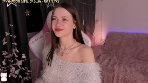 Julia   LuvJuly  online show from 12-12-24, 08:53