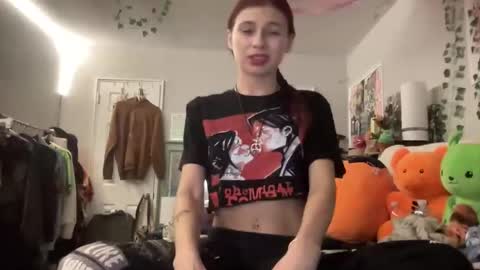 Snapshot of luvkoko chatting on 12-05-25, 06:55 luvkoko online show from 12-05-25, 06:55