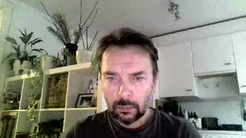 Snapshot of luvly chatting on 01-16-25, 02:08 Luvly online show from 01-16-25, 02:08