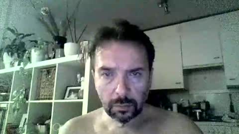 Snapshot of luvly chatting on 10-17-25, 10:01 Luvly online show from 10-17-25, 10:01