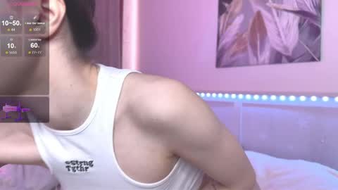 Veronica online show from 04-30-26, 09:04