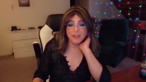 Britney online show from 01-05-25, 04:14