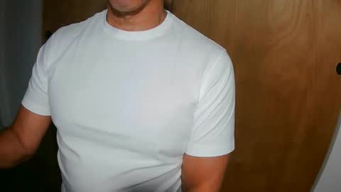 luvzjerkingoff online show from 12-19-24, 02:46