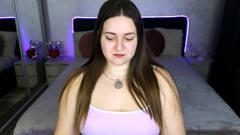 lux_lizz online show from 03-01-26, 08:33