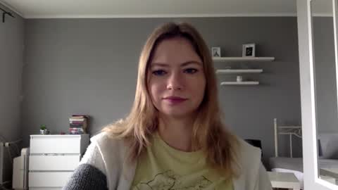 Millie online show from 09-30-25, 09:47